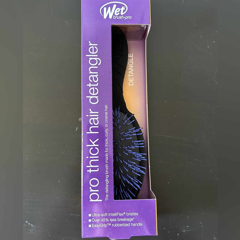 NWT Wet Brush-Pro Thick Hair Detangler - Black
